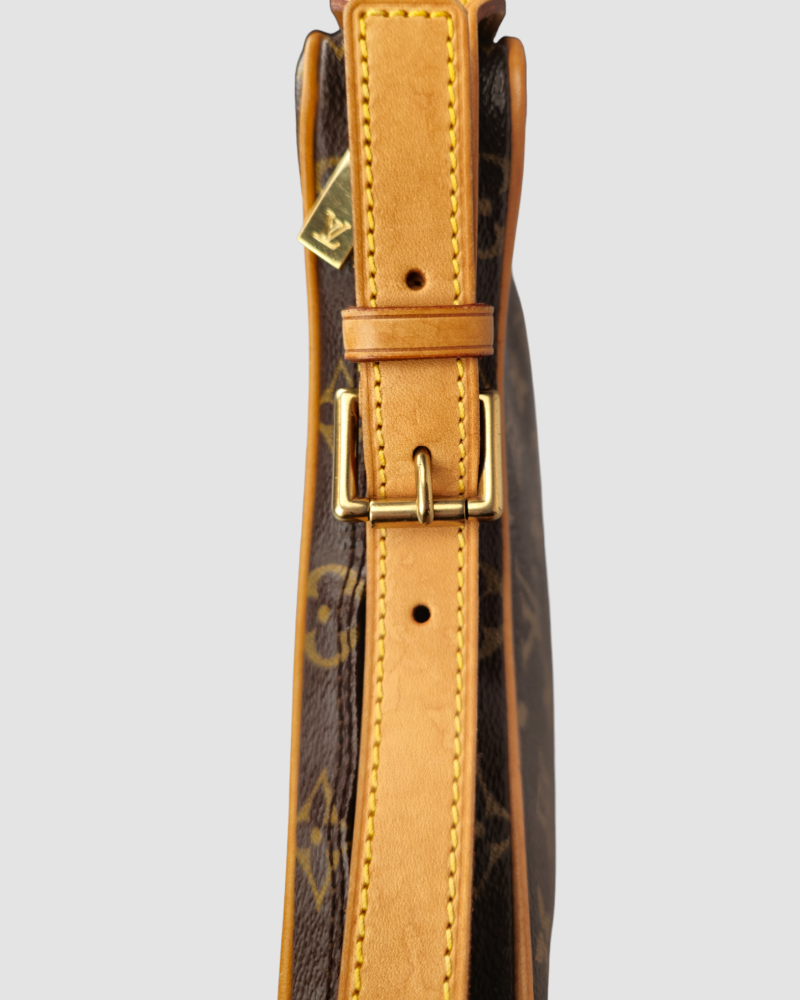 Louis Vuitton Crossbody Bag Metis - Image 7