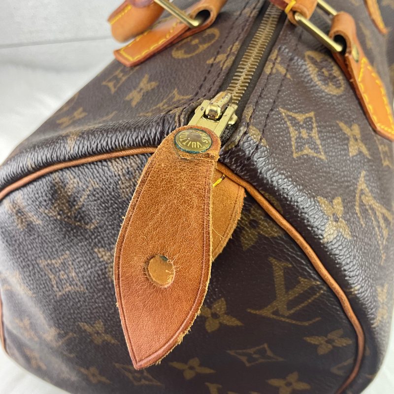 Handbag Luxury Designer By Louis Vuitton, Size: Large - Image 3
