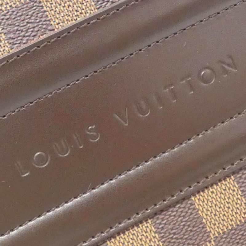 Louis Vuitton Daily Pouch - Image 5