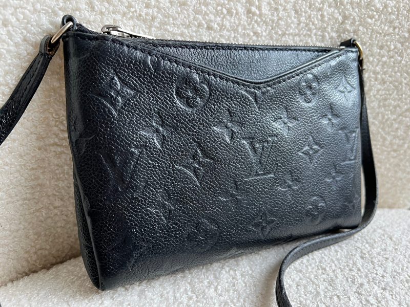 Louis Vuitton Black Monogram Empreinte Pochette Metis Bag - Image 5