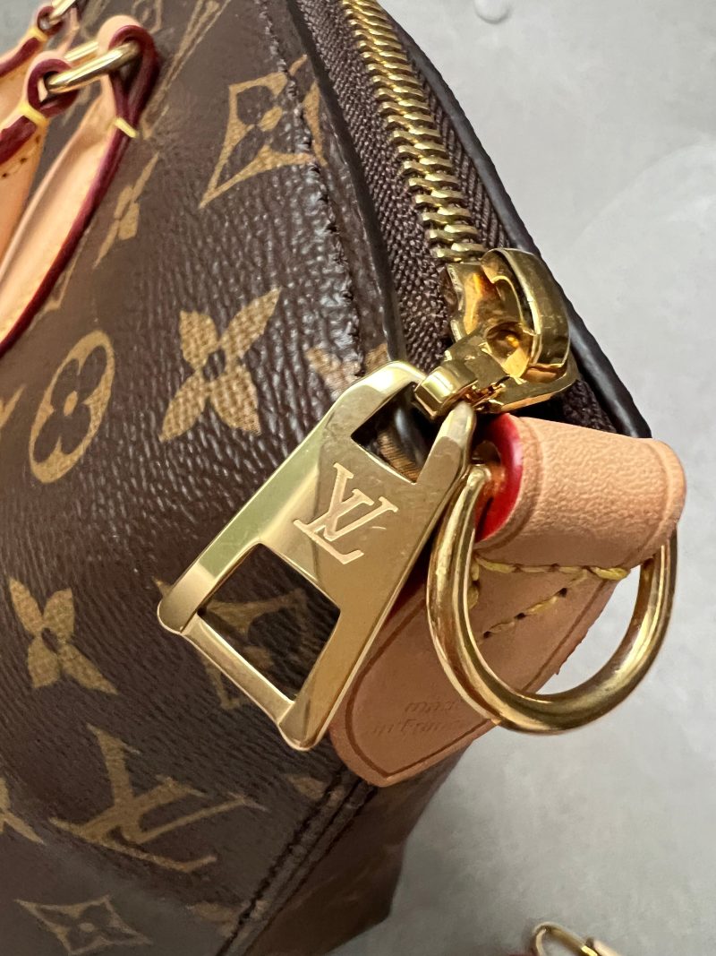 LOUIS VUITTON Boite Bouteille BeigeM21822 Monogram - Image 11