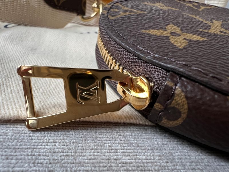 Louis Vuitton Canvas Damier Ebene South Bank Besace - Image 14