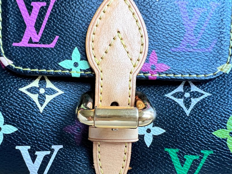 Louis Vuitton Black Monogram Shine Shawl - Image 6