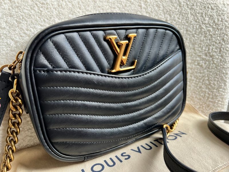 Louis Vuitton Black New Wave Chain Bag - Image 8