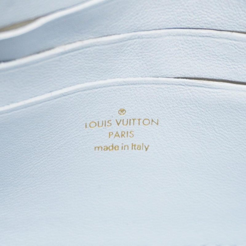 Louis Vuitton BuciLeather Shoulder Bag () - Image 6