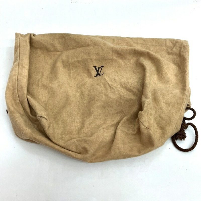 Louis Vuitton BucketLeather Shoulder Bag () - Image 6