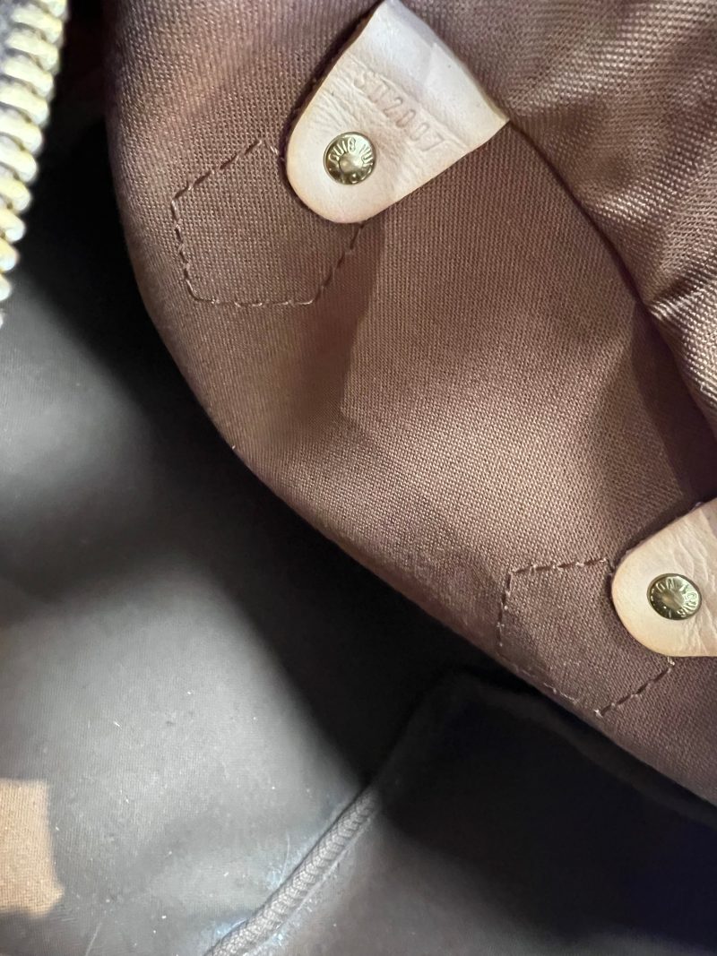 Handbag Luxury Designer Louis Vuitton, Size Small - Image 6