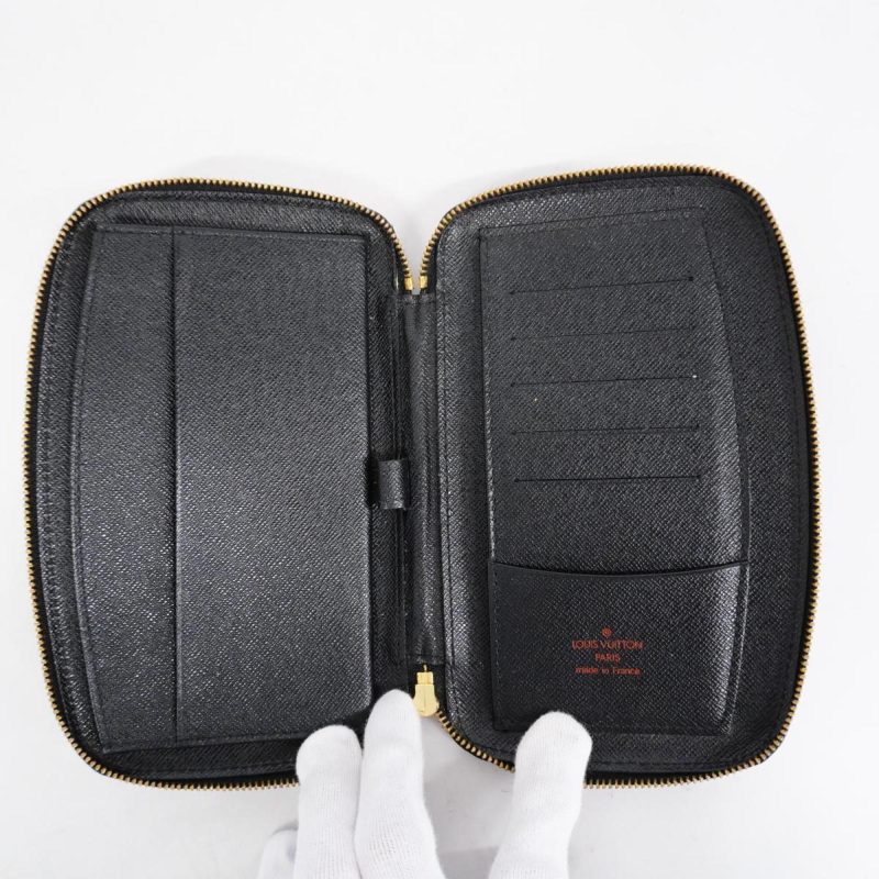 Louis Vuitton Agenda CoverLeather Wallet() - Image 4