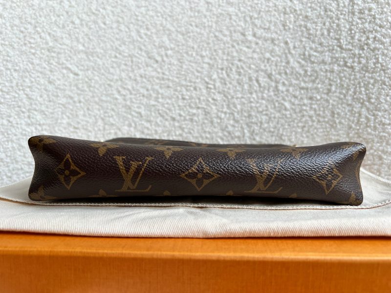 Louis Vuitton Black and White Monogram Canvas Shoulder Bag Medium - Image 13
