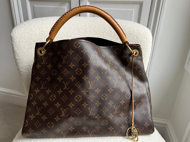 Louis Vuitton Artsy MM Monogram - Image 8