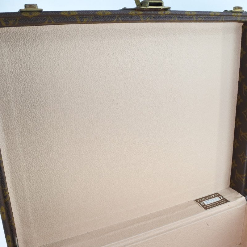 Louis Vuitton Cotteville 40 Travel - Image 10
