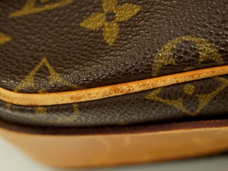 Louis Vuitton Cartouchiere Handbag - Image 10
