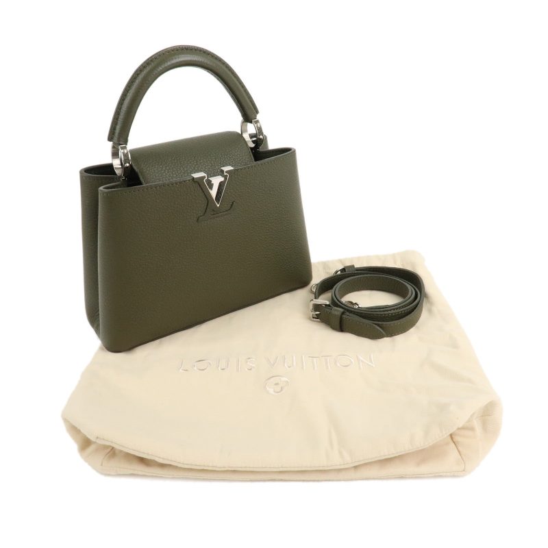 LOUIS VUITTON Capucine GM Handbag Black - Image 12