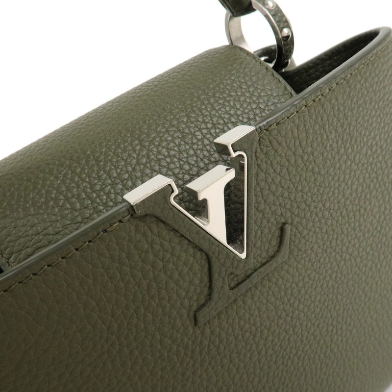 LOUIS VUITTON Capucine GM Handbag Black - Image 6