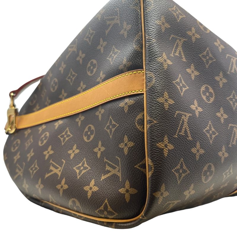 Key Chain Luxury Designer By Louis Vuitton - Image 15