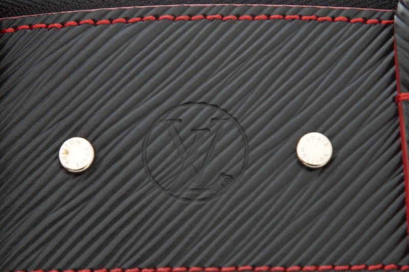 Louis Vuitton Black Cluny BB Bag - Image 7