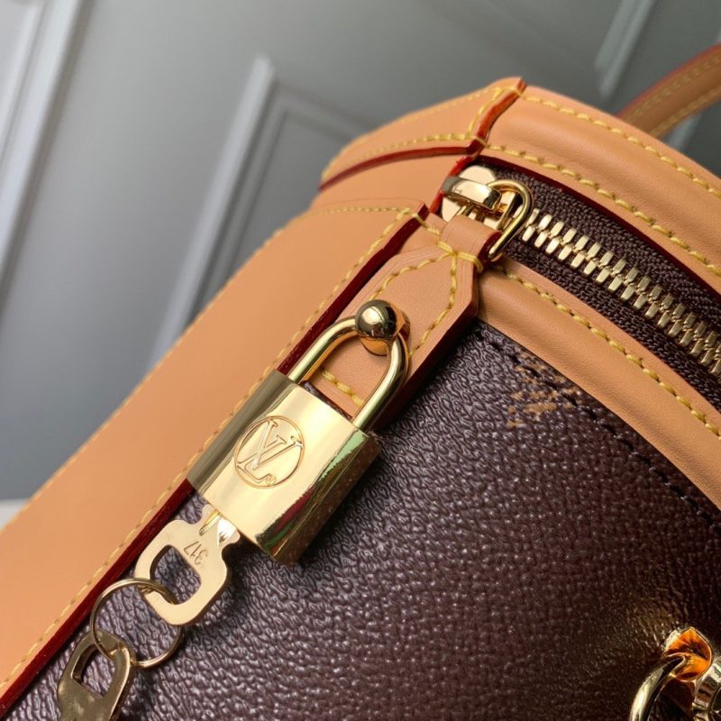 Louis Vuitton CANNES Giant Monogram - Image 2