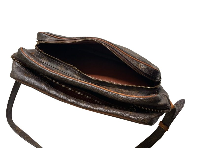 Louis Vuitton Nil MM Monogram - Image 6