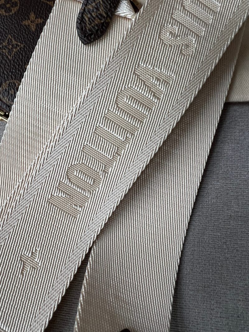 Louis Vuitton Canvas Damier Ebene South Bank Besace - Image 8