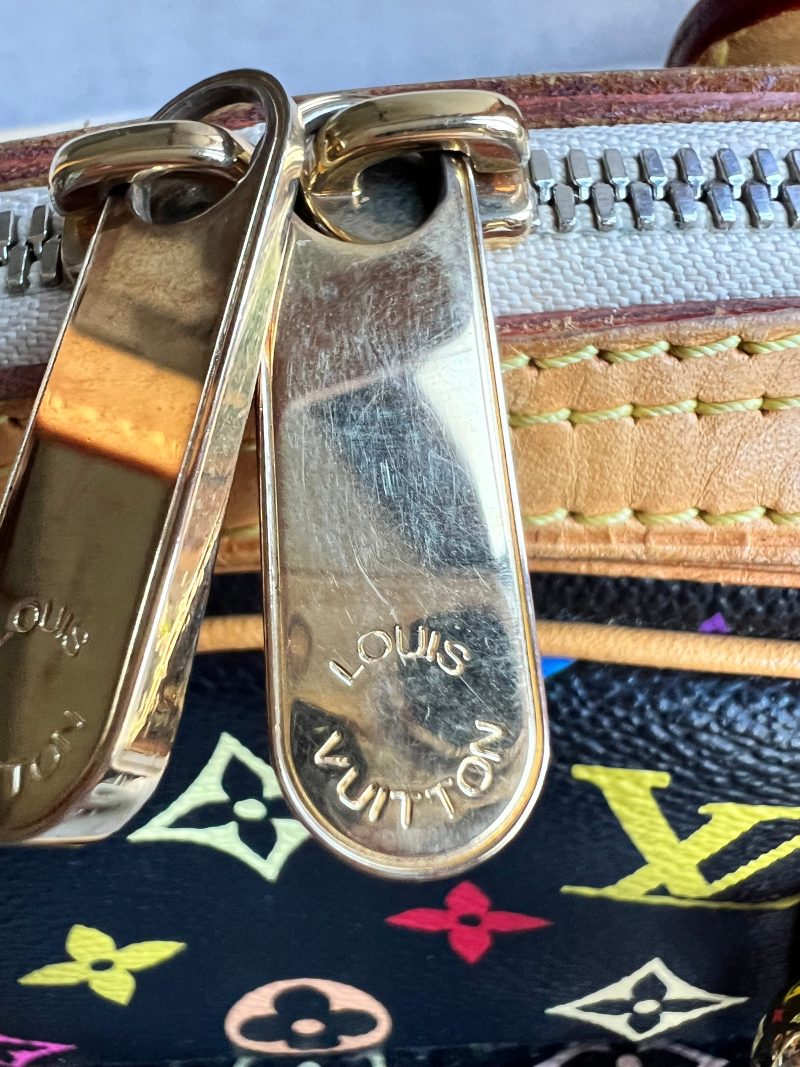 Louis Vuitton Black Monogram Shine Shawl - Image 28