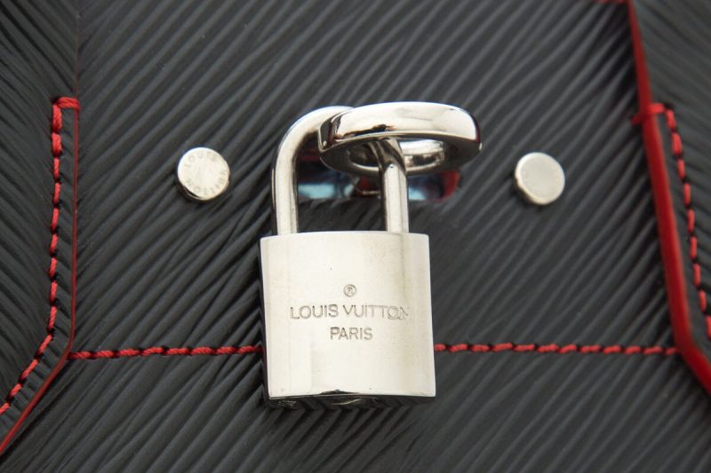 Louis Vuitton Black Cluny BB Bag - Image 6