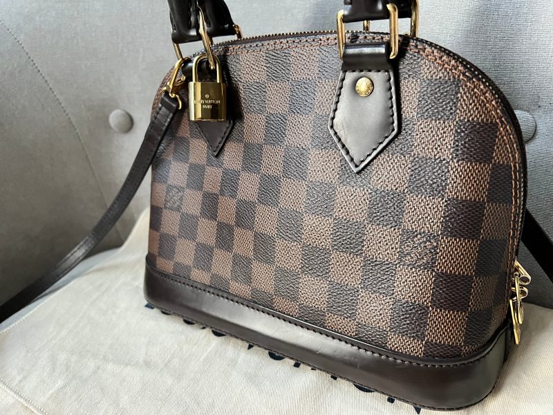 Louis Vuitton Alizé Monogram Canvas - Image 7