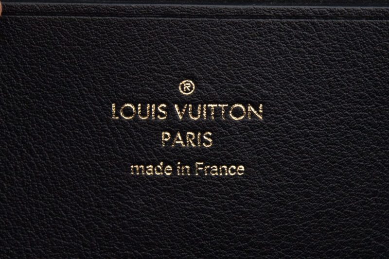 Louis Vuitton Black Madeleine Pumps 37 - Image 7