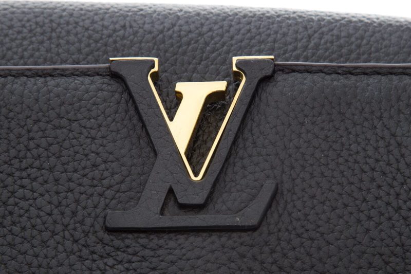 Louis Vuitton Black Capucines BB Bag - Image 5