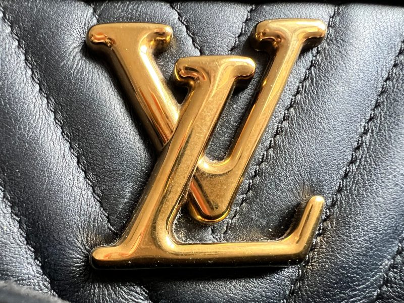 Louis Vuitton Black New Wave Chain Bag - Image 5
