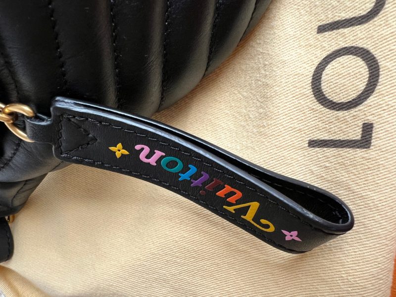 Louis Vuitton Black New Wave Camera Bag - Image 7
