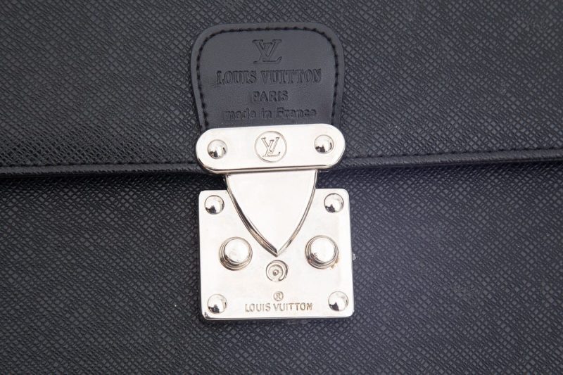 Louis Vuitton Black Slender Wallet - Image 5