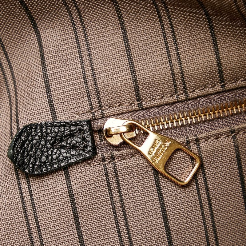 LOUIS VUITTON Bagatelle Monogram Empreinte Leather Shoulder Bag Rose Trianon - Image 9