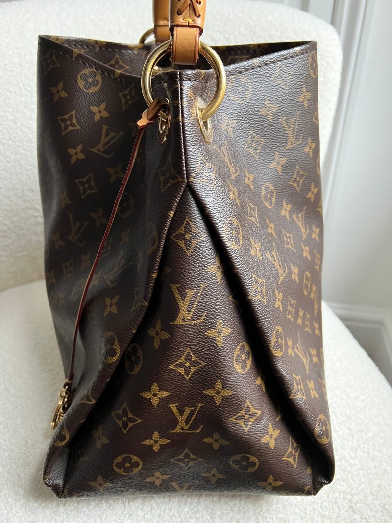 Louis Vuitton Artsy MM Monogram - Image 16