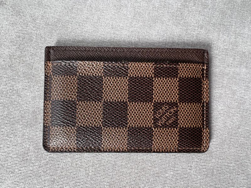 Louis Vuitton Card Holder Fuchsia Epi (RRP £205) - Image 4
