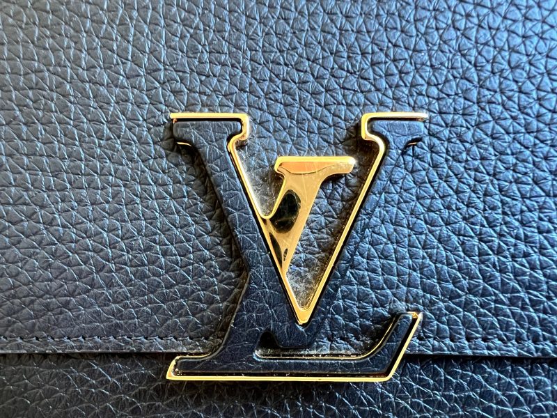 Louis Vuitton Black Chain Bag Small Gold Hardware - Image 4