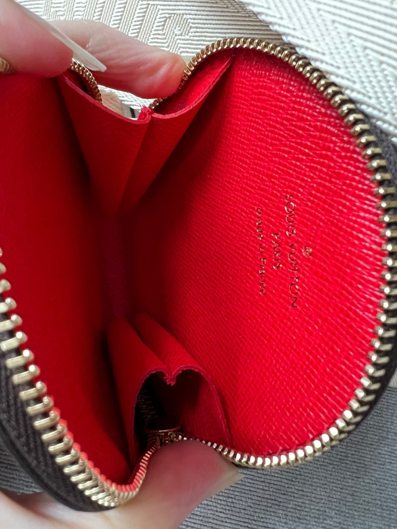 Louis Vuitton Canvas Damier Ebene South Bank Besace - Image 16