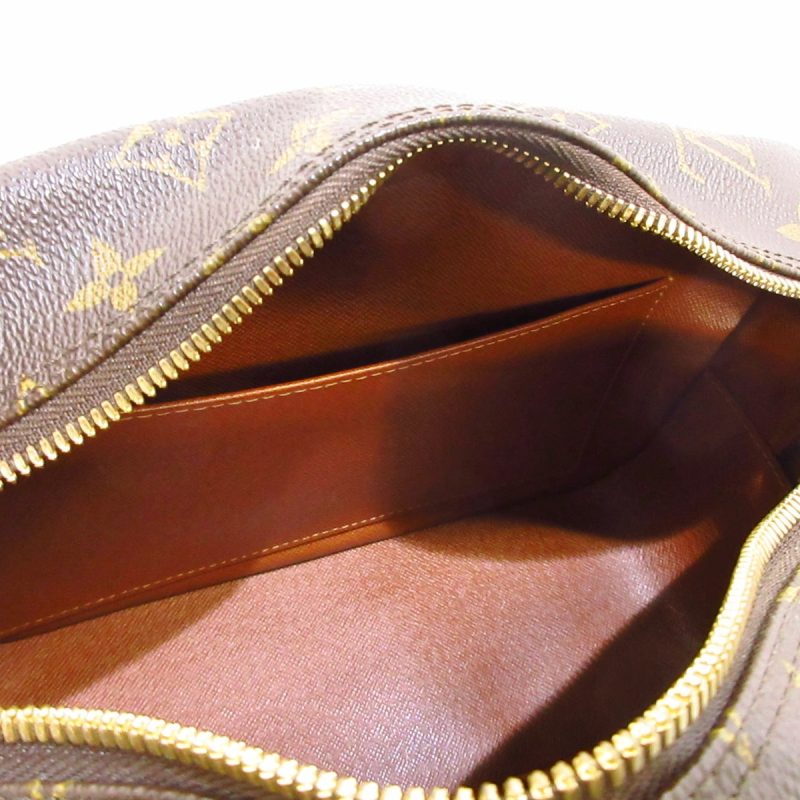 Louis Vuitton CiteCanvas Shoulder Bag () - Image 5