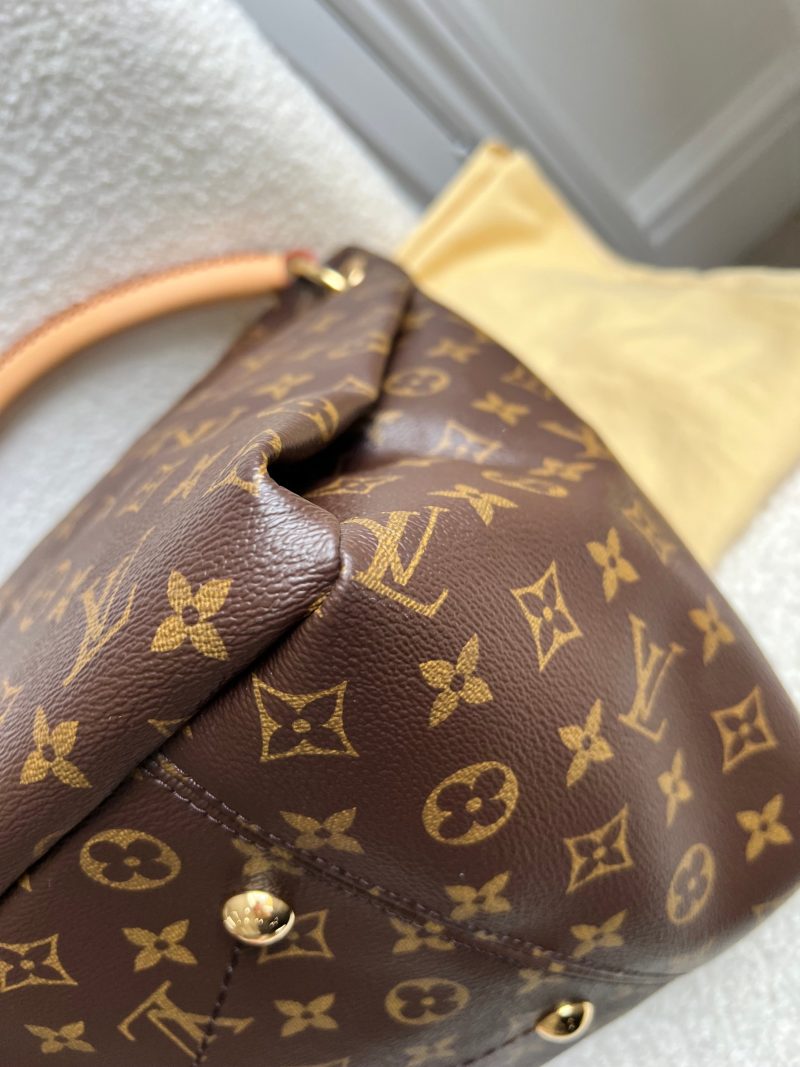 Louis Vuitton Artsy MM Monogram - Image 21
