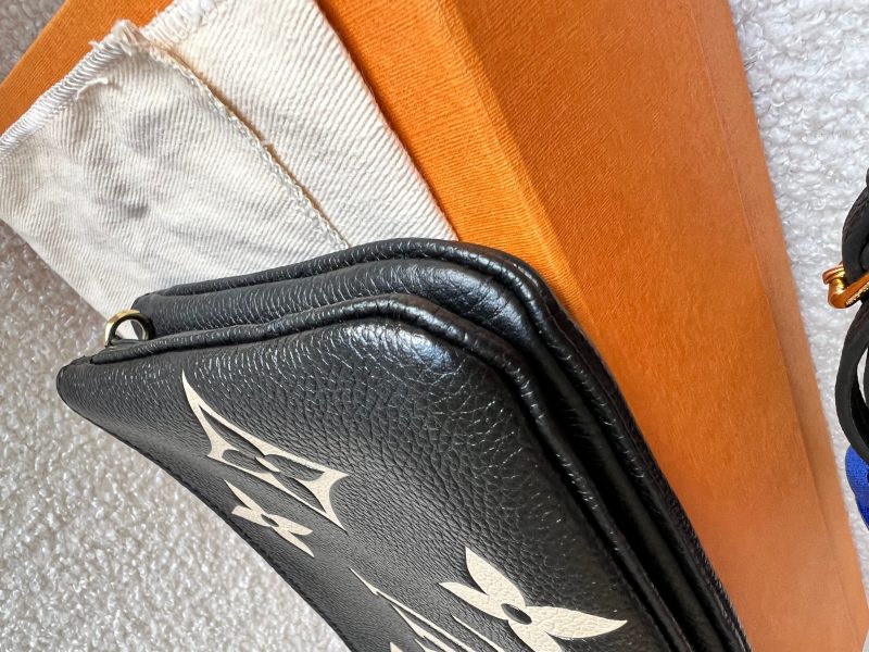 Louis Vuitton Bieux Macao - Image 13
