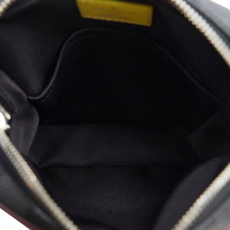 Black Louis Vuitton Epi Honfleur Shoulder Bag - Image 5