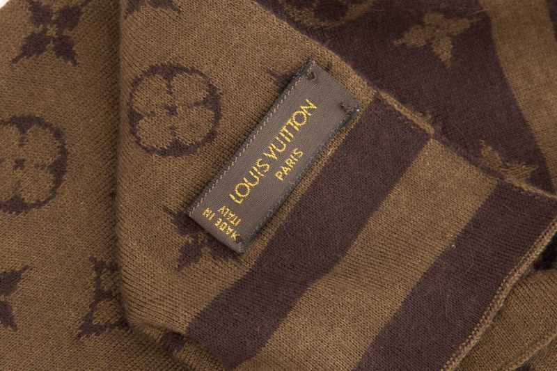Louis Vuitton Brown Monogram Shine Shawl - Image 4