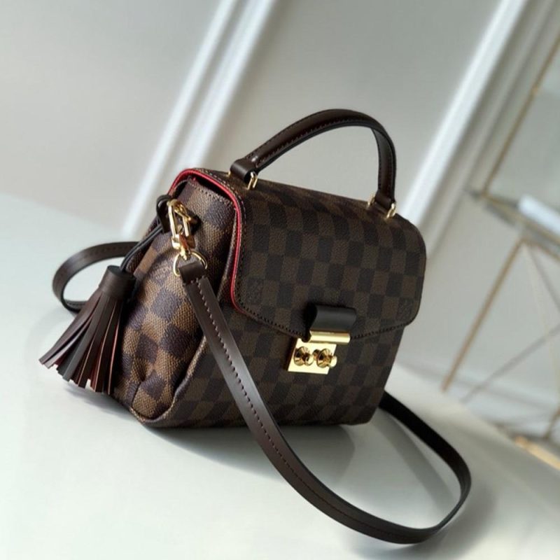 Louis Vuitton CroisetteLeather Shoulder Bag () - Image 5