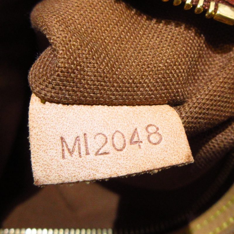 Louis Vuitton Batignolles VerticalCanvas Tote Bag () - Image 6