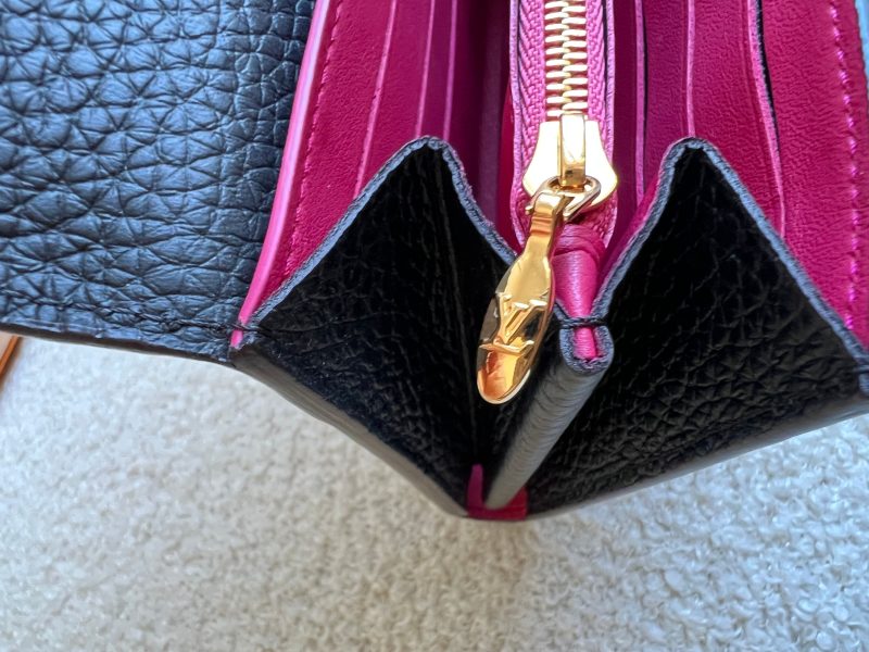 Louis Vuitton Black Chain Bag Small Gold Hardware - Image 19
