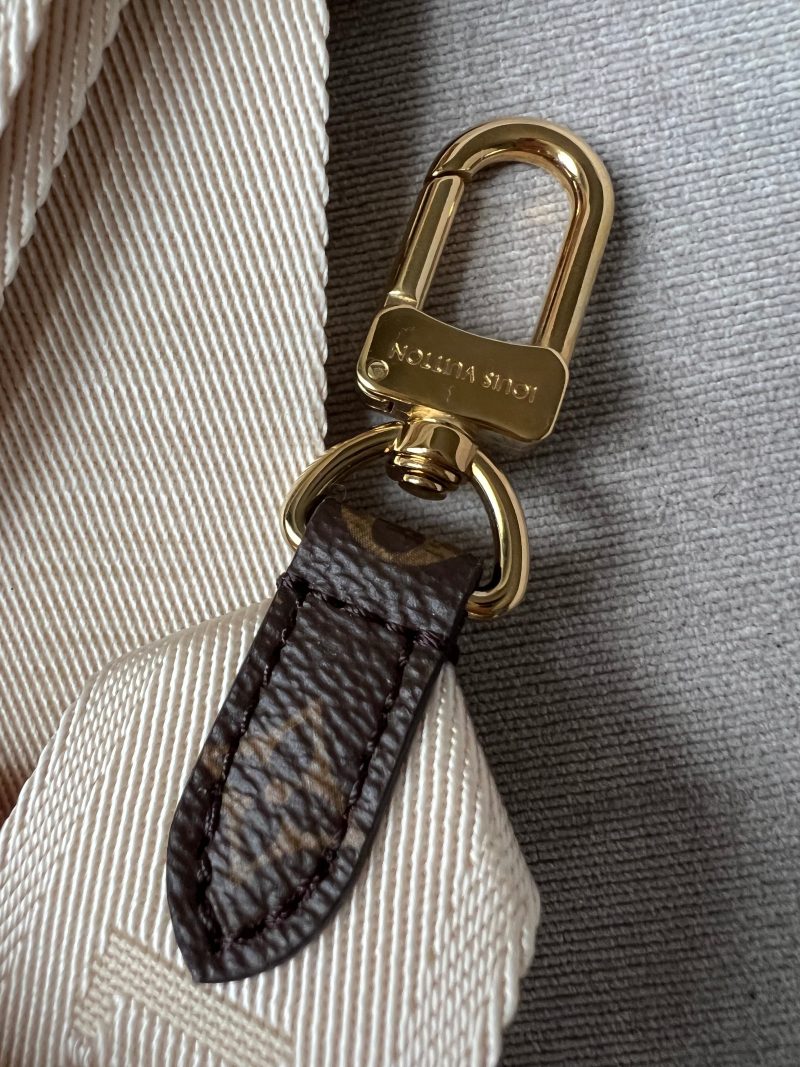 Louis Vuitton Canvas Damier Ebene South Bank Besace - Image 11