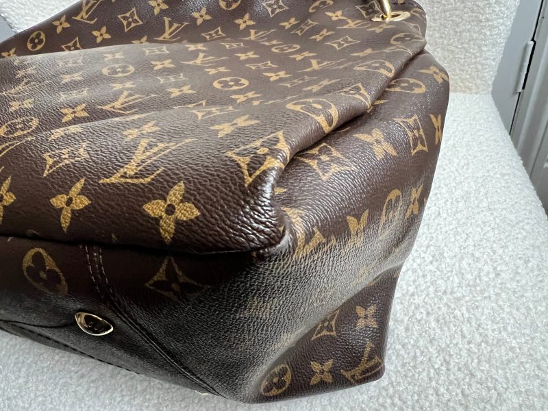 Louis Vuitton Artsy MM Monogram - Image 21