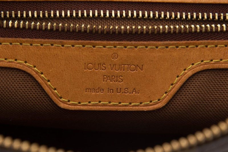 Louis Vuitton Brown Monogram Canvas Bi-fold Small Compact Wallet - Image 9