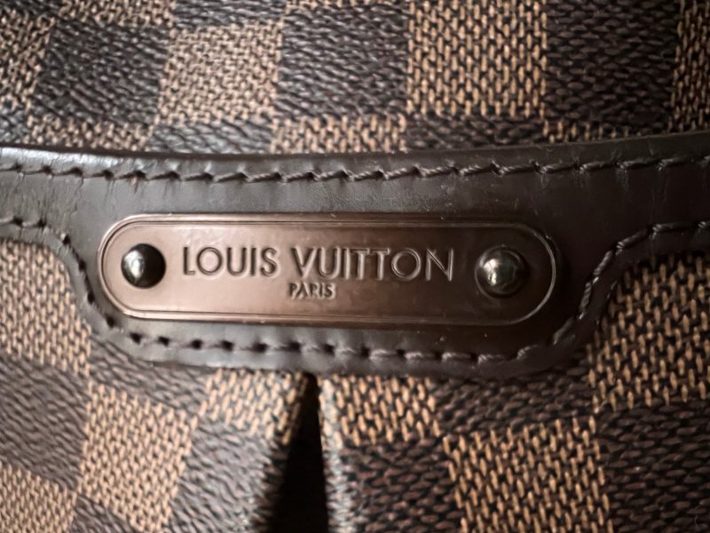 Louis Vuitton Bloomsbury PM Damier Ebene Crossbody Bag - Image 5