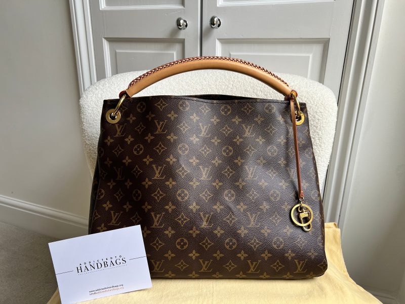 Louis Vuitton Artsy MM Monogram