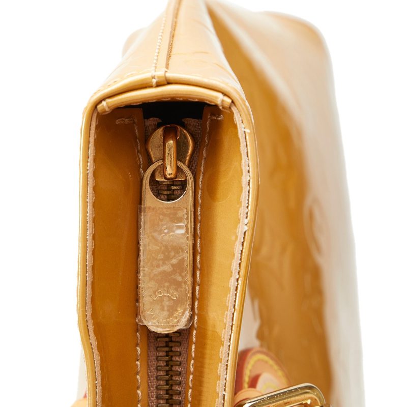 Brown Louis Vuitton Monogram Vernis Reade PM Handbag - Image 10